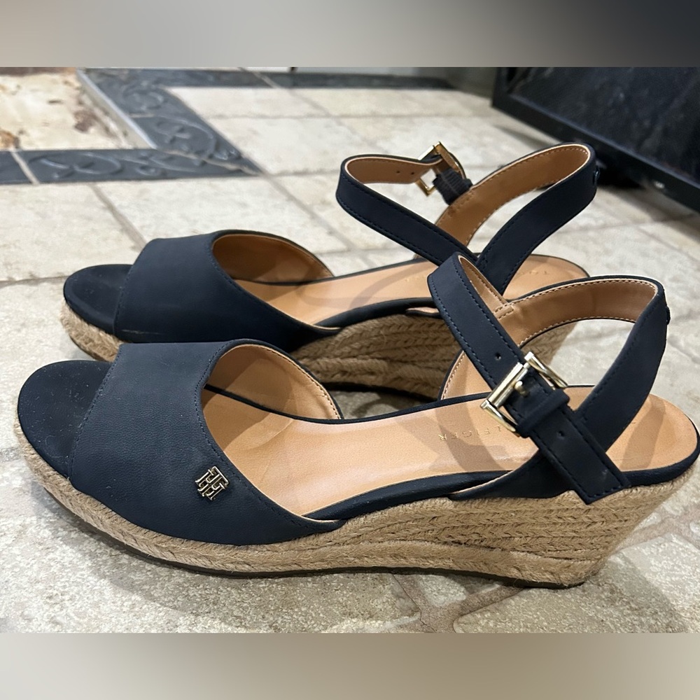 Tommy Hilfiger Women's Navy Wedge Sandals